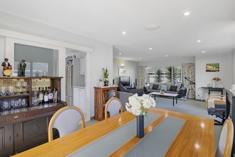 Photo of property in 2 Tainui Street, Raumati Beach, Paraparaumu, 5032