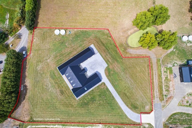 Photo of property in 11 Te Kahu Lane, Halcombe, Feilding, 4779