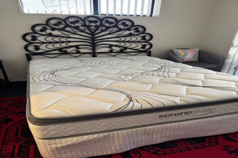 Photo of property in 714a Massey Road, Mangere, Auckland, 2022