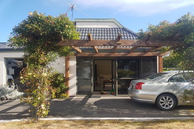 Photo of property in 1 Redwood Place, Oxford, 7430