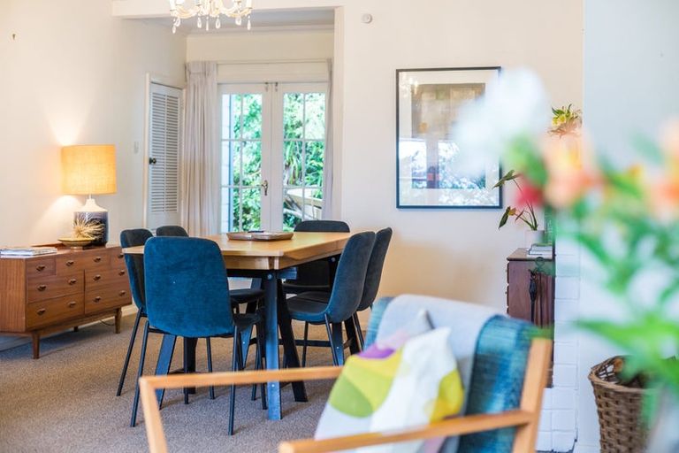 Photo of property in 49 Rona Street, Eastbourne, Lower Hutt, 5013