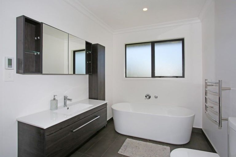 Photo of property in 110a Bryant Road, Karaka, Papakura, 2580