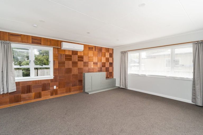 Photo of property in 21-21a Nottingham Avenue, Awapuni, Palmerston North, 4412