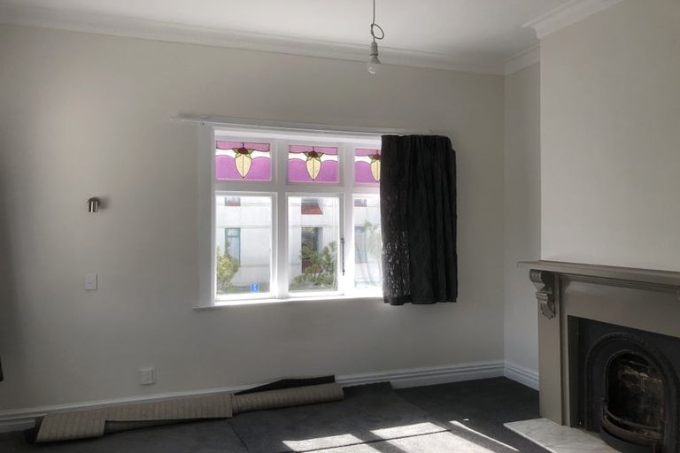 Photo of property in 38 Macdonald Crescent, Te Aro, Wellington, 6011