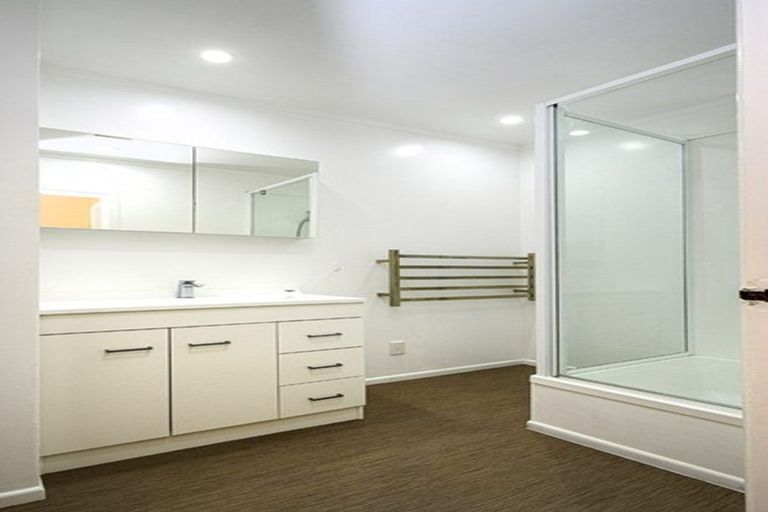 Photo of property in 73 Pohutukawa Place, Bell Block, New Plymouth, 4312