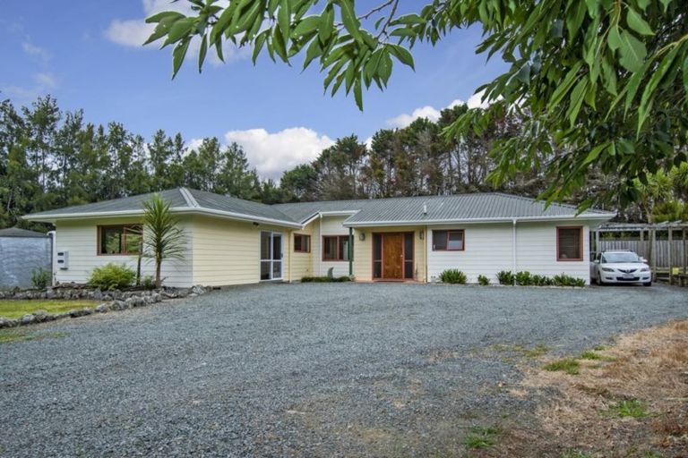 Photo of property in 1234 Pipiwai Road, Ruatangata West, Whangarei, 0176