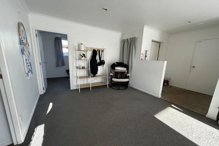 Photo of property in 44 Kayes Road, Pukekohe, 2120