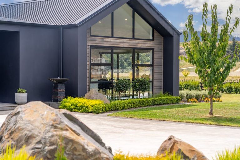 Photo of property in 1158 Maymorn Road, Maymorn, Upper Hutt, 5018