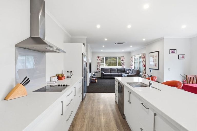 Photo of property in 345 Estuary Road, South New Brighton, Christchurch, 8062