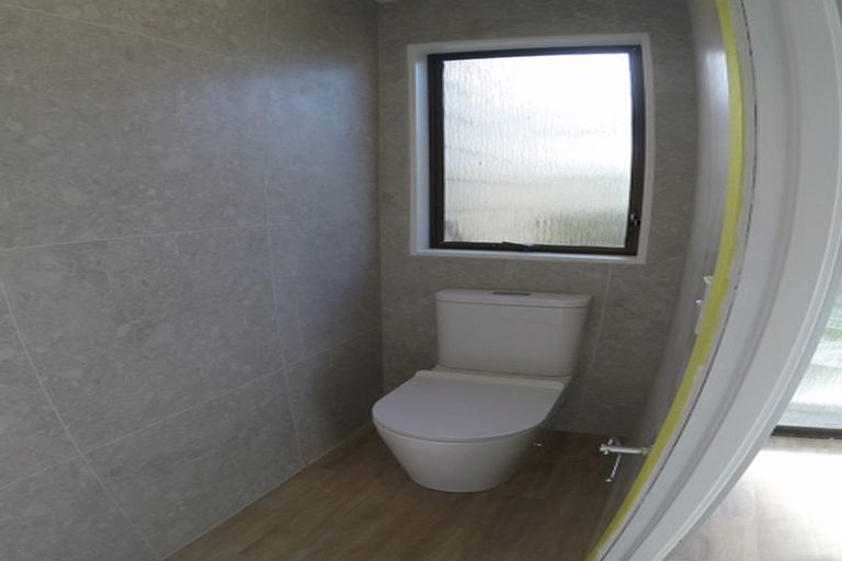 Photo of property in 3 Caroline Heights, Omaha, 0986