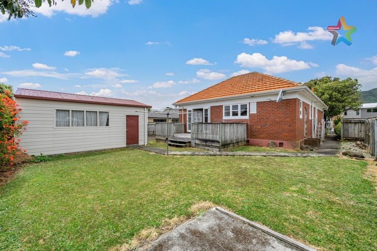 Photo of property in 7 Collingwood Street, Waterloo, Lower Hutt, 5011