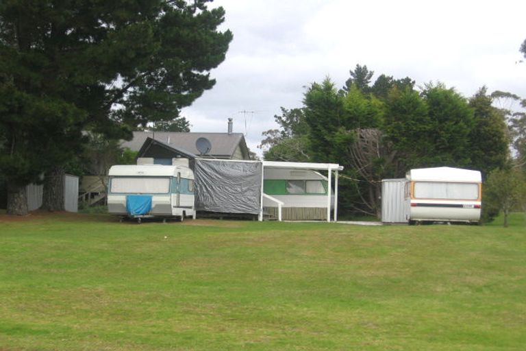 Photo of property in 220 Waimaire Avenue, Matarangi, Whitianga, 3592