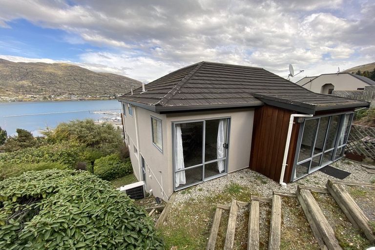 Photo of property in 4b Cresta Lane, Frankton, Queenstown, 9300