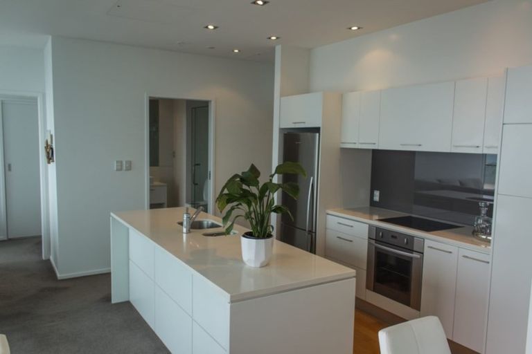 Photo of property in Sentinel Apartments, 902/3 Northcroft Street, Takapuna, Auckland, 0622