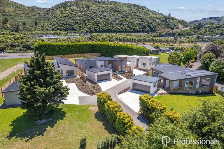 Photo of property in Manor Park, 6 Manor Park Road, Manor Park, Lower Hutt, 5019