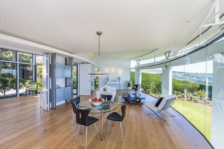 Photo of property in 142 Scarborough Road, Scarborough, Christchurch, 8081