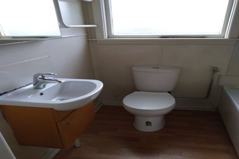 Photo of property in 51 Whitmore Street, Edgeware, Christchurch, 8013