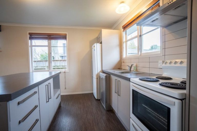 Photo of property in 139 Ruamahanga Crescent, Terrace End, Palmerston North, 4410