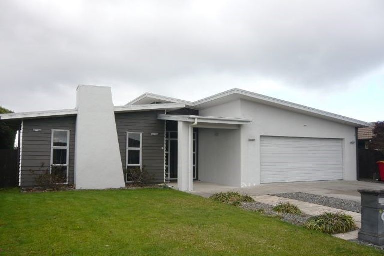 Photo of property in 44 Coleraine Drive, Rototuna, Hamilton, 3210