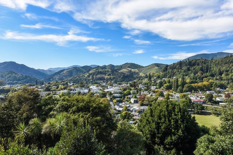 Photo of property in 53 Mount Street, Nelson South, Nelson, 7010
