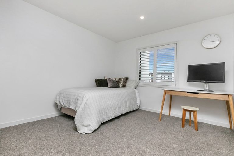 Photo of property in 38 Walter Merton Road, Hobsonville, Auckland, 0616