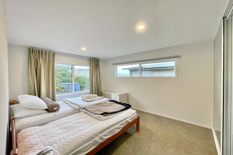 Photo of property in 11 Hislop Way, Johnsonville, Wellington, 6037