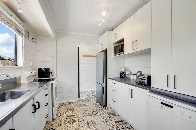 Photo of property in 61 Kimihia Road, Huntly, 3700