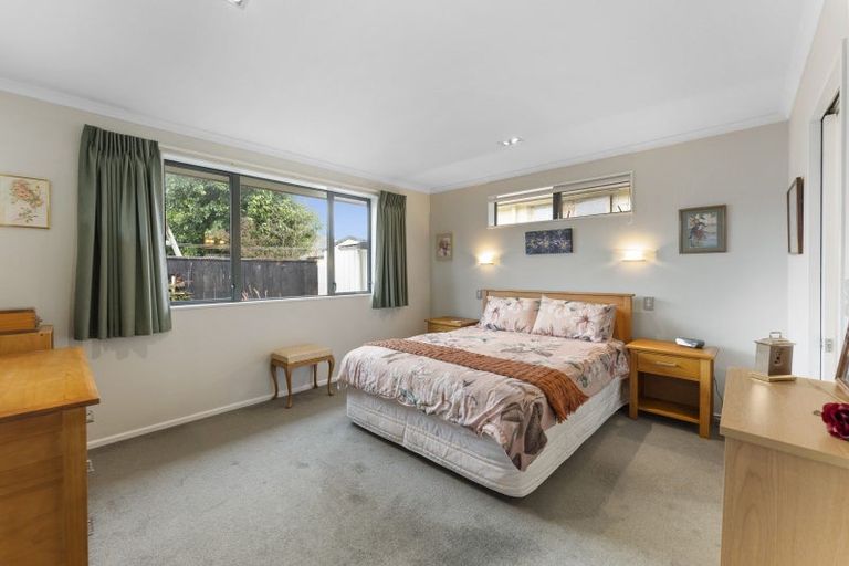 Photo of property in 5 Rongonui Street, Elderslea, Upper Hutt, 5018