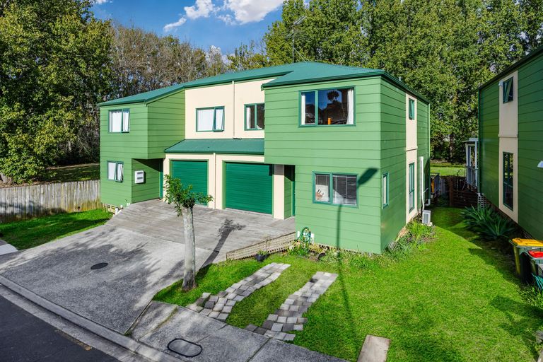 Photo of property in 101 Malaspina Place, Papatoetoe, Auckland, 2025