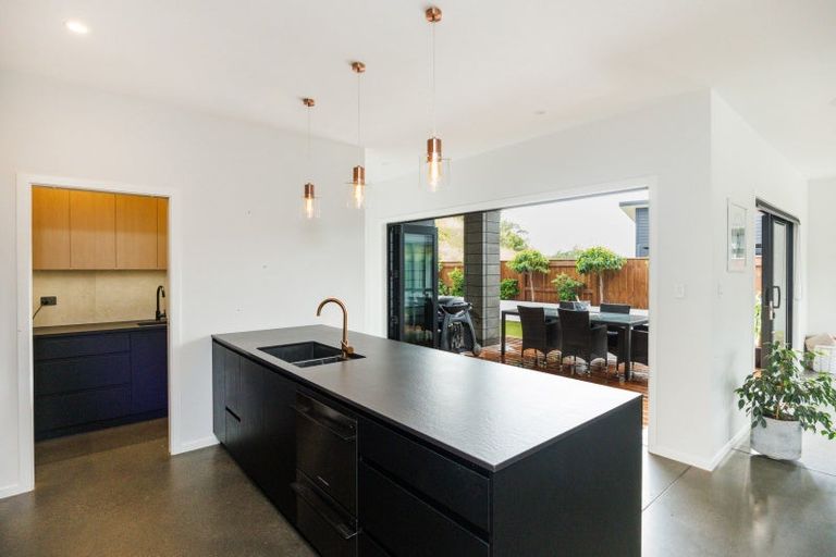 Photo of property in 35 Freedom Drive, Kelvin Grove, Palmerston North, 4414