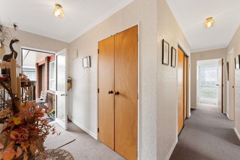 Photo of property in 1/81 Tukapa Street, Westown, New Plymouth, 4310