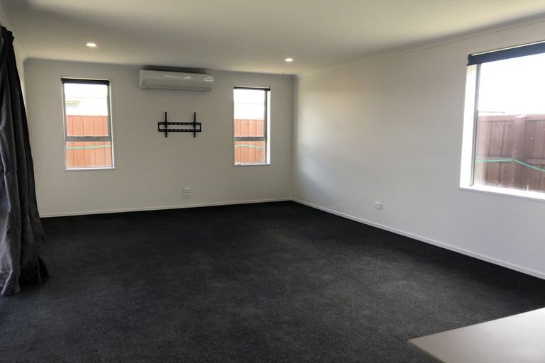 Photo of property in 11 Haremoor Way, Rolleston, 7615