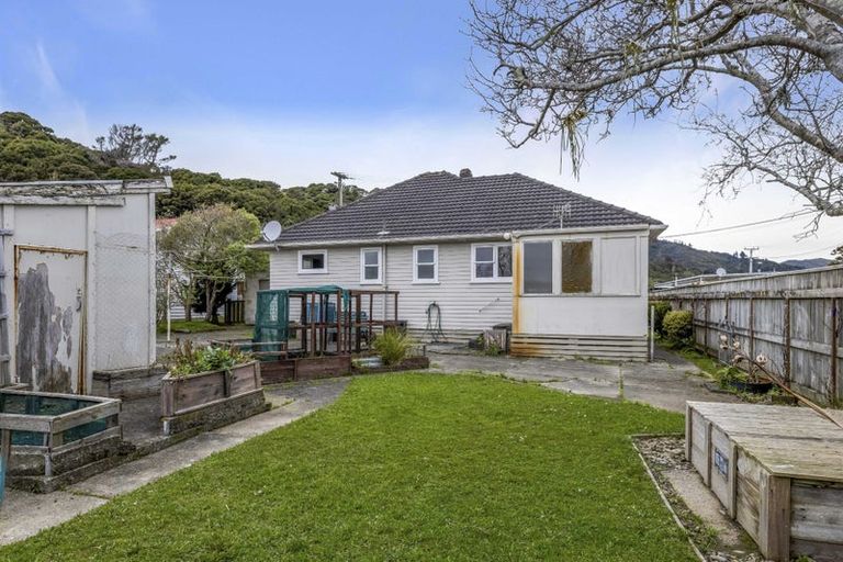 Photo of property in 42 Mckillop Street, Wainuiomata, Lower Hutt, 5014