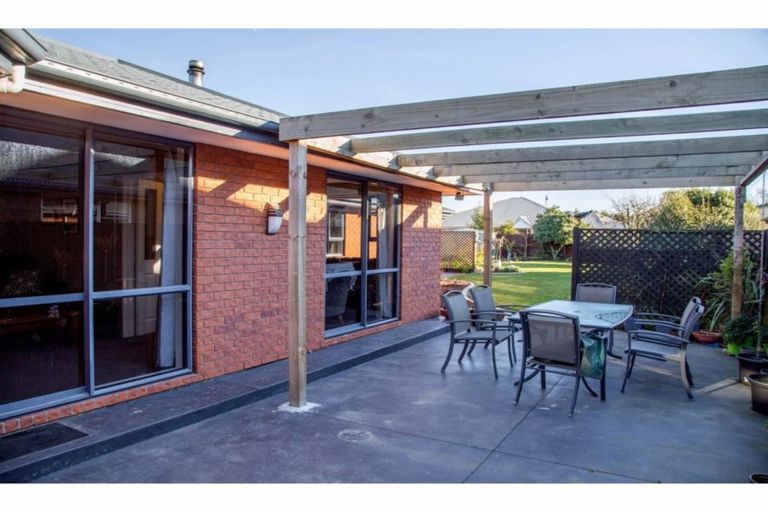 Photo of property in 18 Durrell Way, Rolleston, 7614