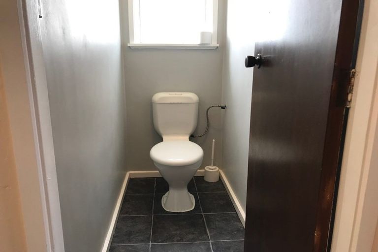 Photo of property in 7 Drake Street, Vogeltown, New Plymouth, 4310