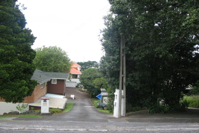 Photo of property in 34 Seacliffe Road, Hillsborough, Auckland, 1042