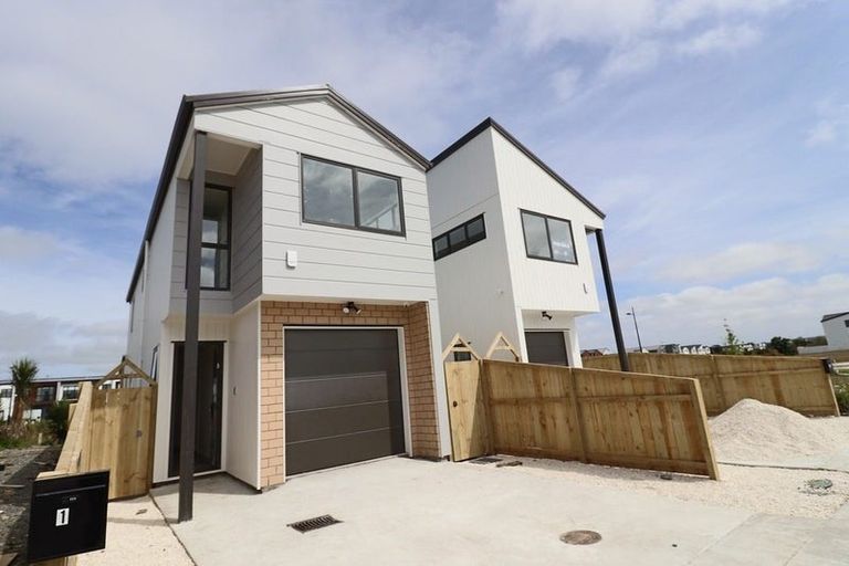 Photo of property in 13 John Gray Street, Papakura, 2110