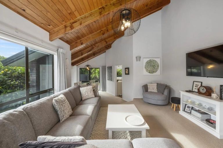 Photo of property in 21 Gillam Crescent, Springfield, Rotorua, 3015