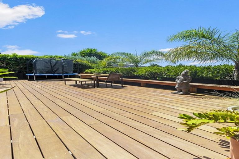 Photo of property in 437a Point Chevalier Road, Point Chevalier, Auckland, 1022