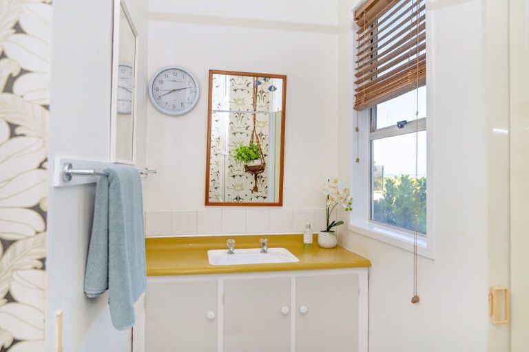 Photo of property in 285a Pohutukawa Avenue, Ohope, 3121