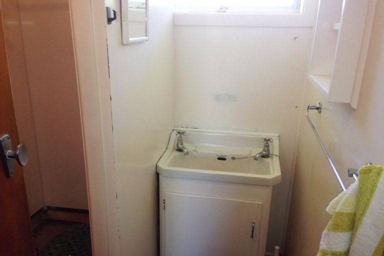 Photo of property in 8 Springfield Street, Forrest Hill, Auckland, 0620