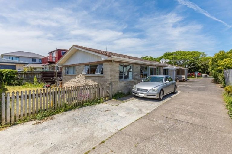Photo of property in 2/3 Martin Road, Manurewa, Auckland, 2102