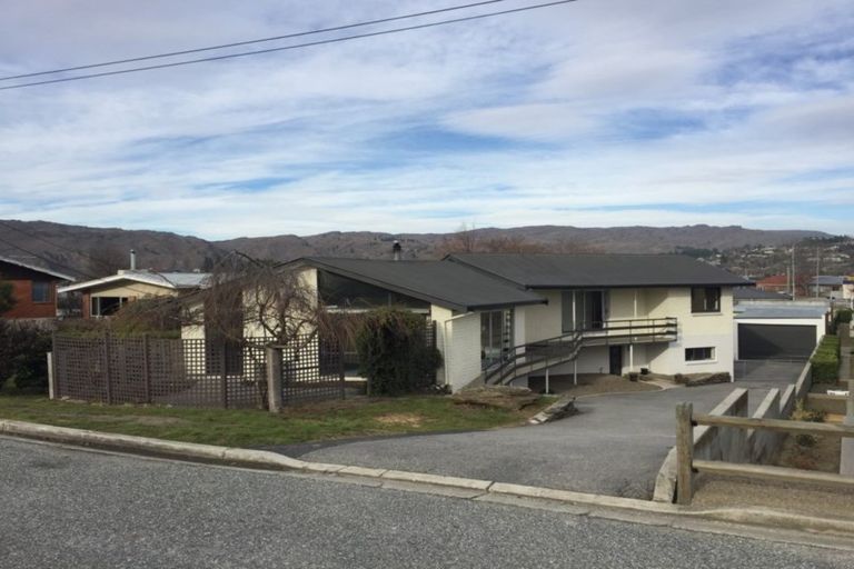 Photo of property in 68 Royal Terrace, Alexandra, 9320