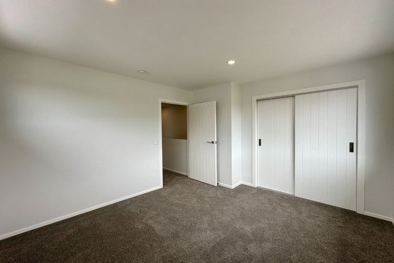 Photo of property in 17 Gibson Crescent, Naenae, Lower Hutt, 5011