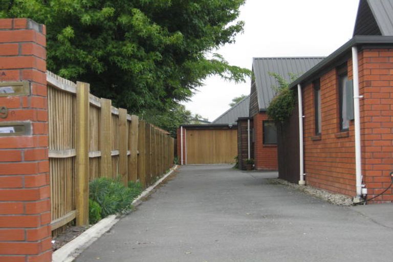 Photo of property in 9 Clyde Road, Upper Riccarton, Christchurch, 8041