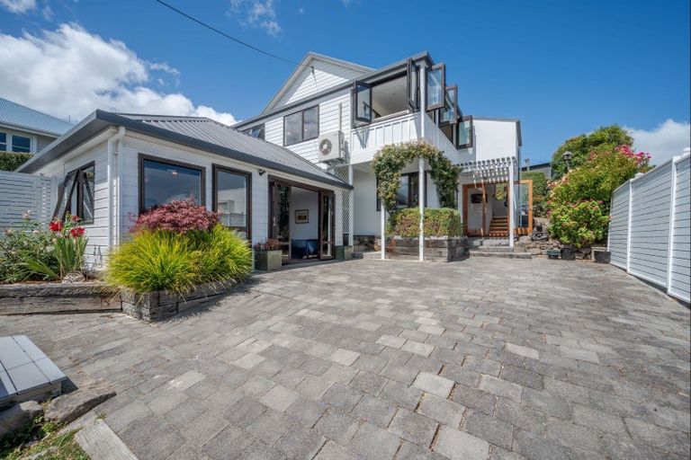 Photo of property in 17 Penlington Place, Akaroa, 7520