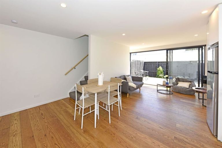 Photo of property in 5/7 Dickens Street, Addington, Christchurch, 8024