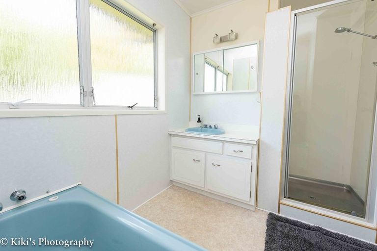 Photo of property in 19 Dunraven Place, Torbay, Auckland, 0630