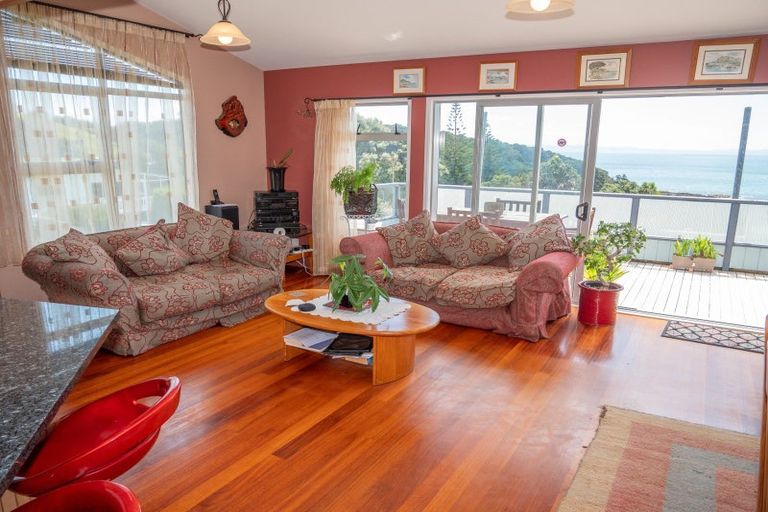 Photo of property in 43 Stratford Drive, Cable Bay, 0420