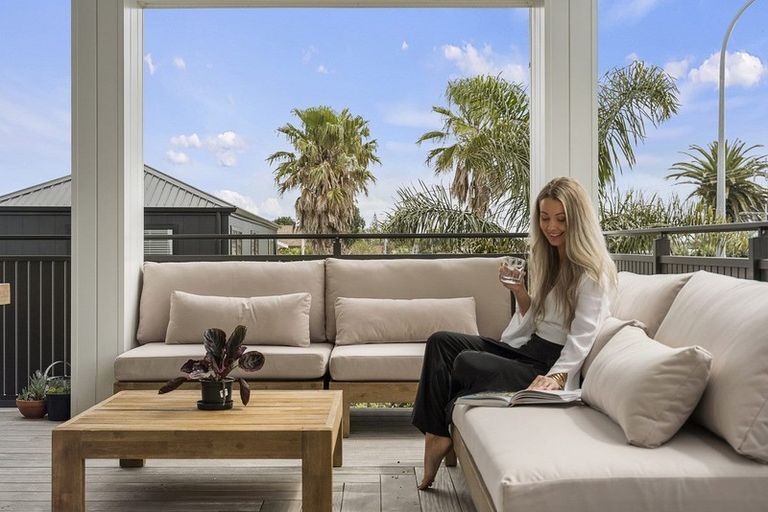 Photo of property in 1312 Papamoa Beach Road, Papamoa Beach, Papamoa, 3118